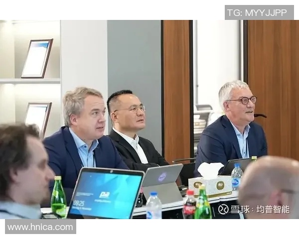 深入探讨上海乒乓球队团队协作的优势与挑战分析 深入探讨上海乒乓球队团队协作的优势与挑战分析